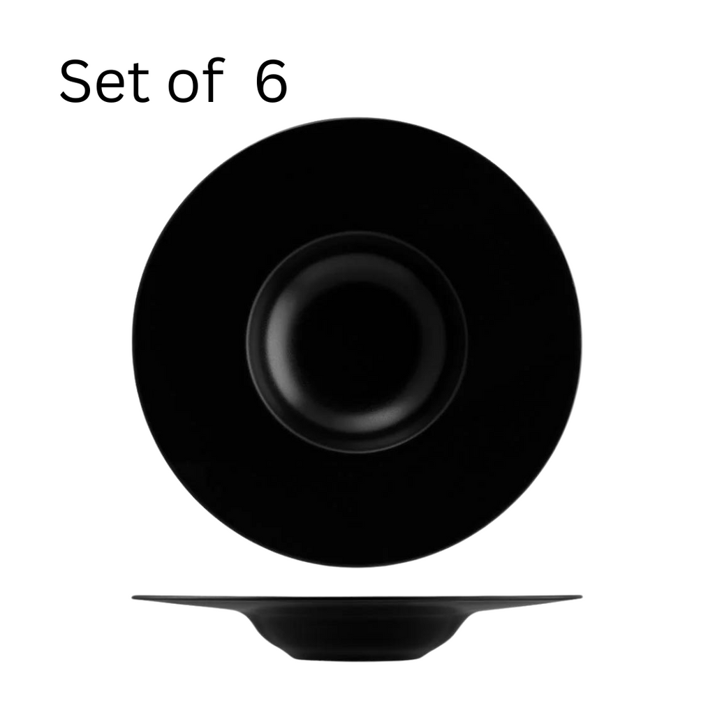 BONNA NOTTE ROUND DEEP PLATE 300mm, 360ml. Extra-large, black porcelain deep plate, ideal for generous portions of pasta, stews, or dishes with sauce. Inspired by the night sky collection.